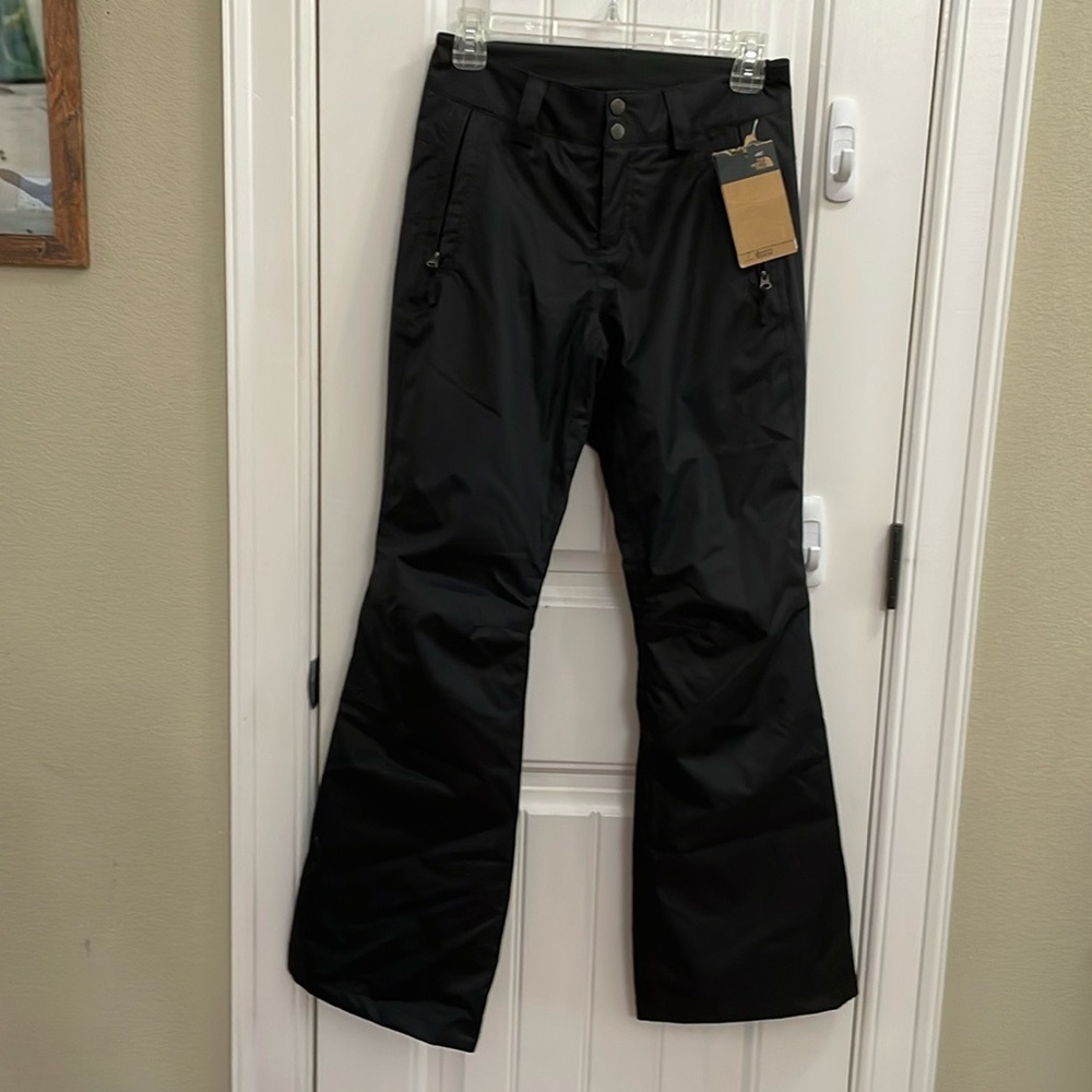 THE NORTH FACE Sally black snow pant.  XS